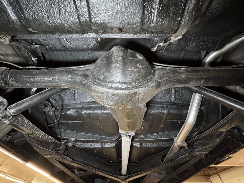 Cadillac-Series-61-1950-Burgundy-Dark-Gray-42