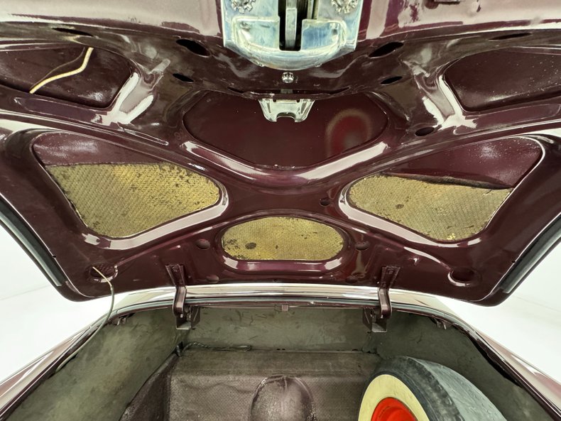 Cadillac-Series-61-1950-Burgundy-Dark-Gray-48