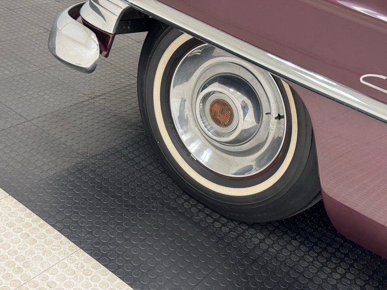 Cadillac-Series-61-1950-Burgundy-Dark-Gray-9