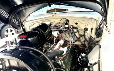 Cadillac-Series-62-1941-Tan-Dark-Gray-12