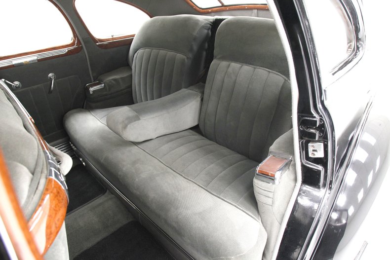 Cadillac-Series-63-1941-Black-Gray-29