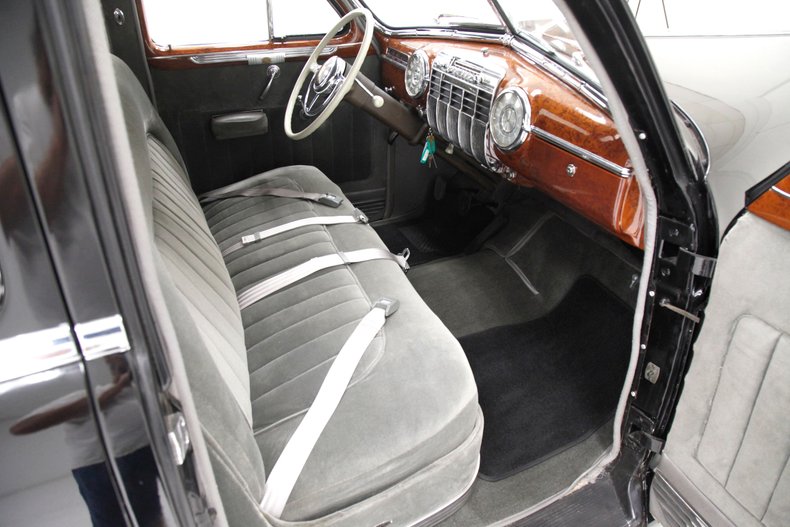 Cadillac-Series-63-1941-Black-Gray-34