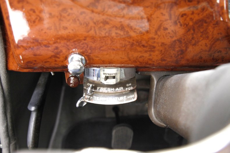 Cadillac-Series-63-1941-Black-Gray-38