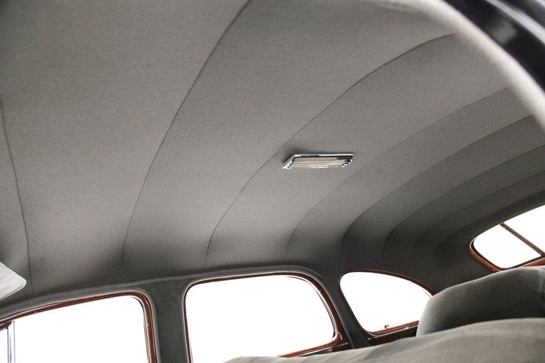 Cadillac-Series-63-1941-Black-Gray-41