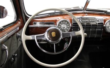 Cadillac-Series-63-1941-Black-Gray-42