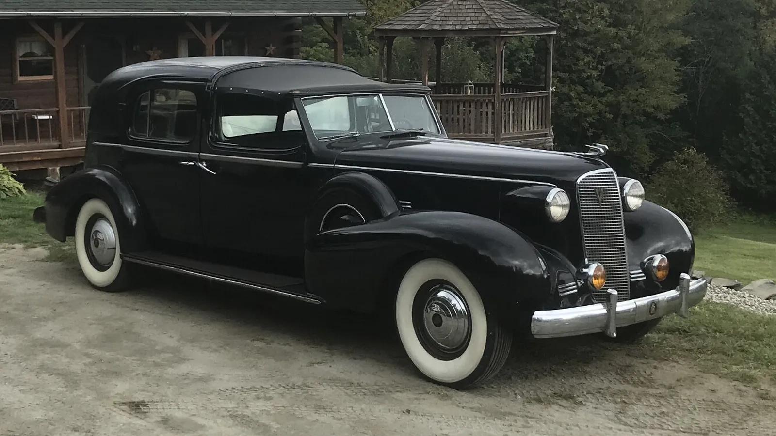 Cadillac-Series-75-1937-Black-Black-18