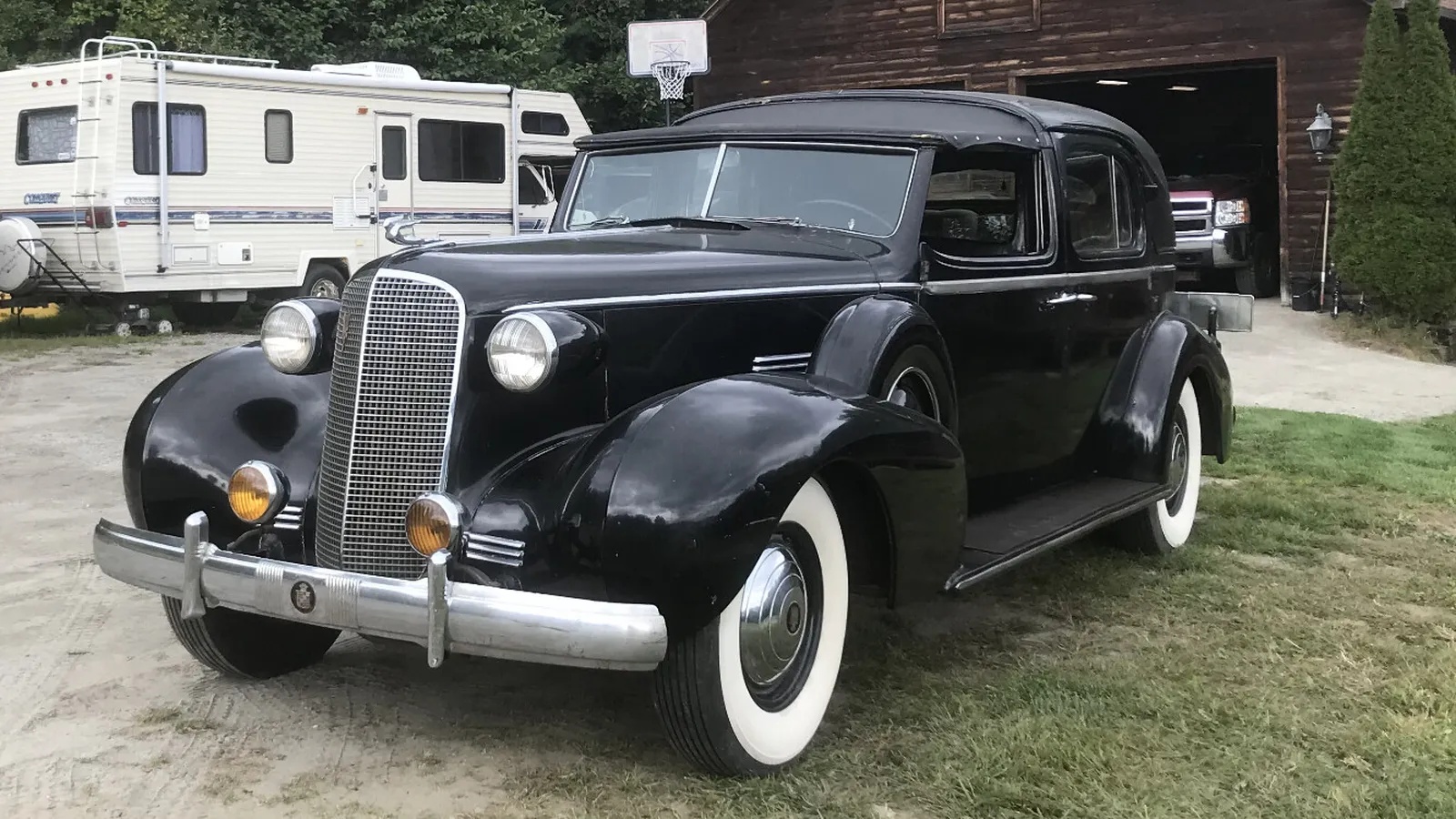 Cadillac-Series-75-1937-Black-Black-2