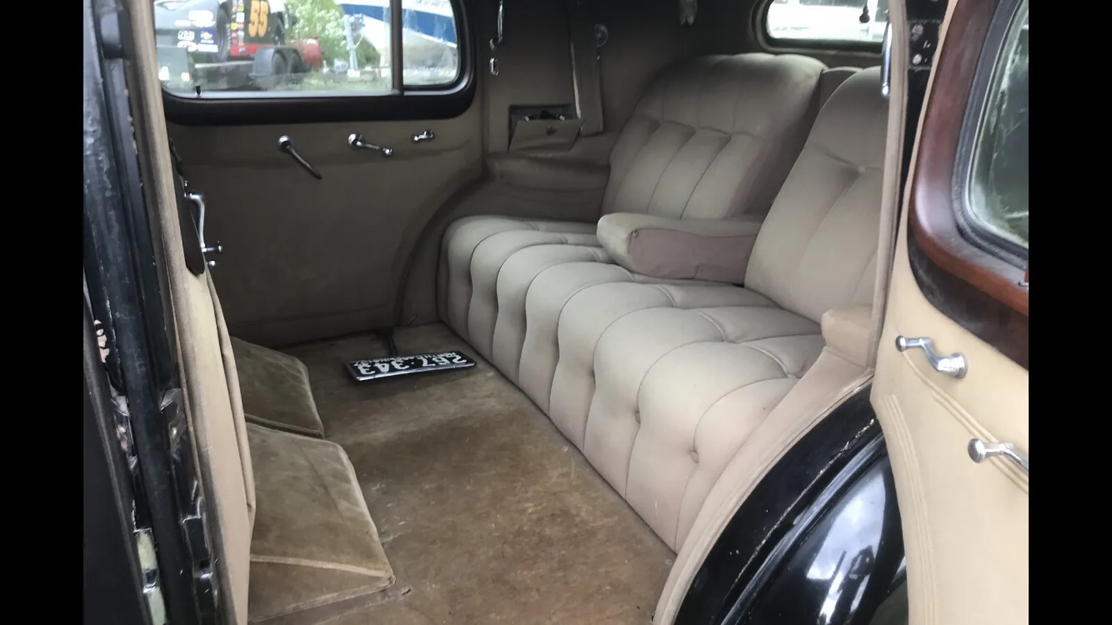 Cadillac-Series-75-1937-Black-Black-9