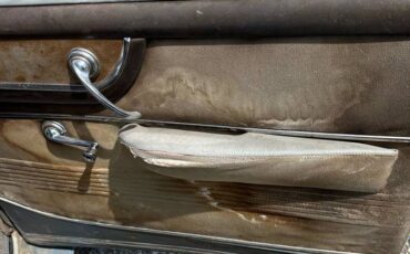 Cadillac-deville-1951-blue-17