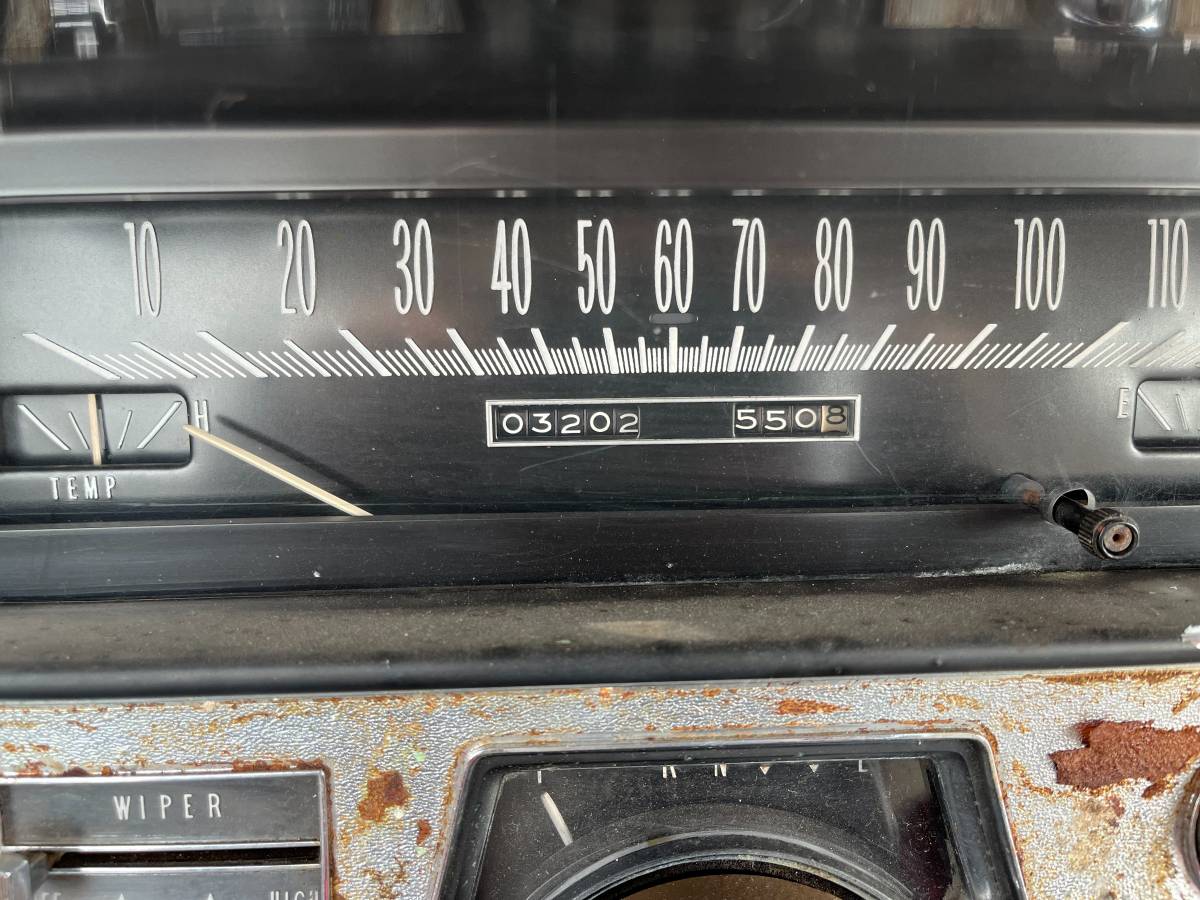 Cadillac-deville-1968-brown-14