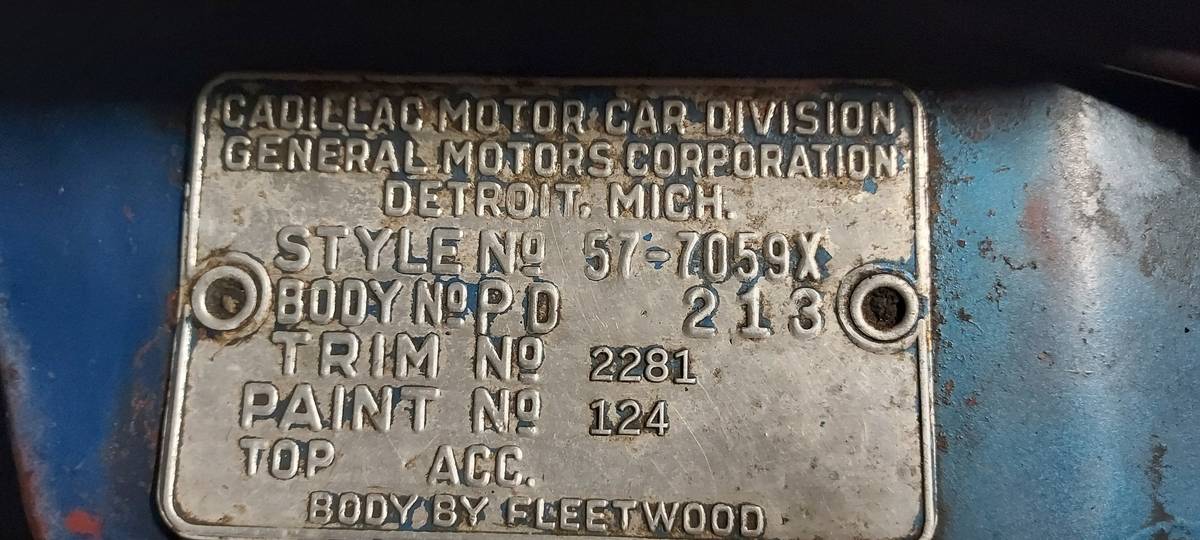 Cadillac-eldorado-brougham-1957-114