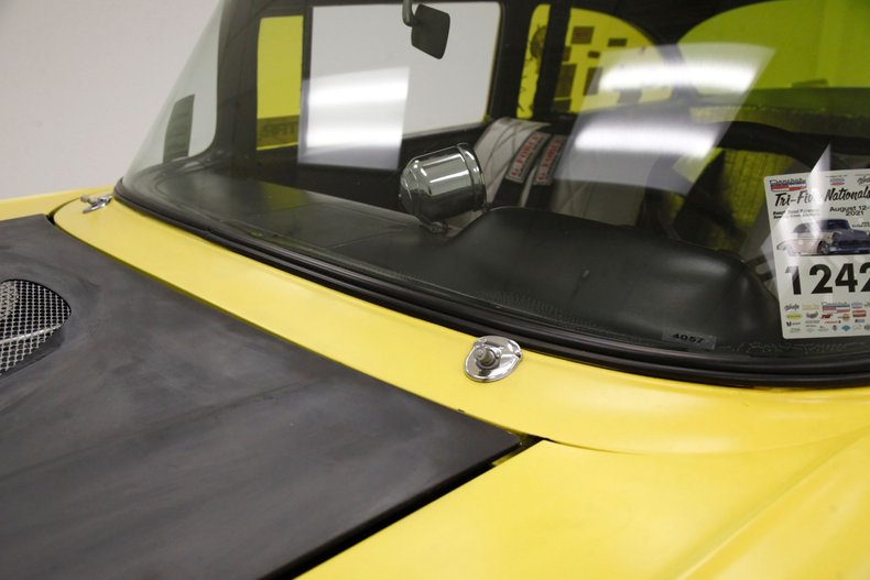 Chevrolet-150-1957-Yellow-White-25