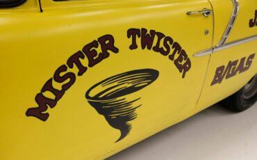 Chevrolet-150-1957-Yellow-White-30