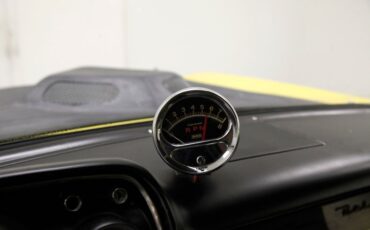 Chevrolet-150-1957-Yellow-White-35