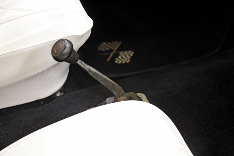 Chevrolet-150-1957-Yellow-White-41