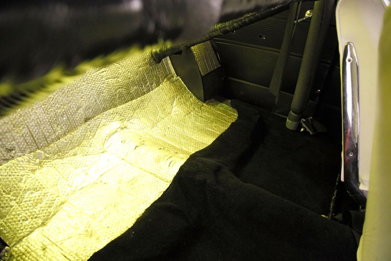 Chevrolet-150-1957-Yellow-White-48