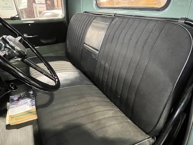 Chevrolet-1948-green-12