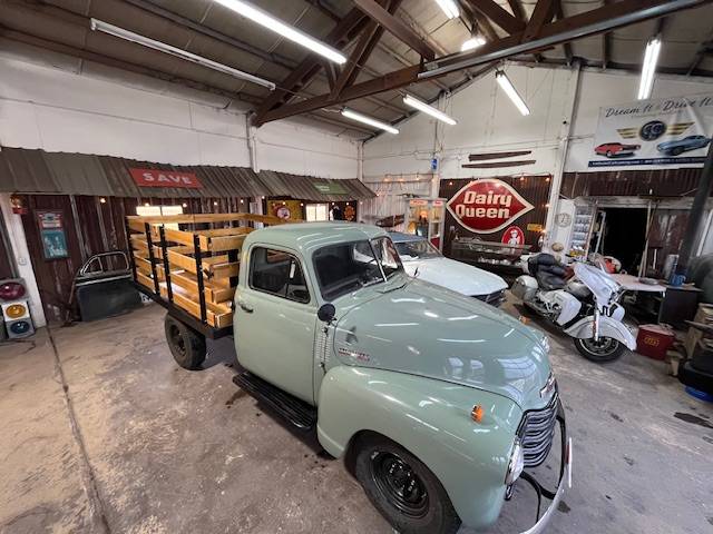 Chevrolet-1948-green-19