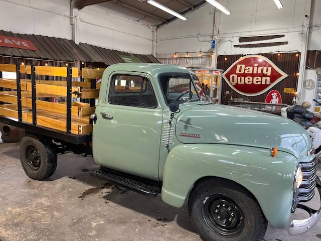 Chevrolet-1948-green-3