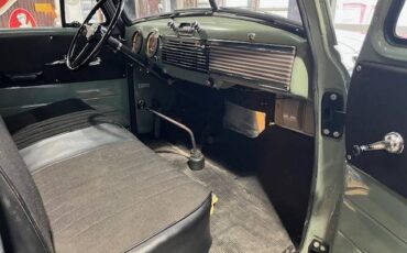 Chevrolet-1948-green-4