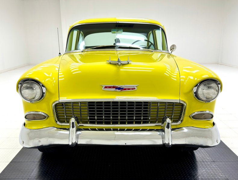 Chevrolet-210-1955-Yellow-Black-1