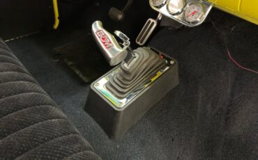 Chevrolet-210-1955-Yellow-Black-12