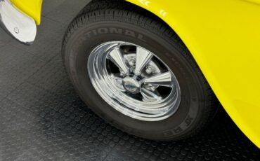 Chevrolet-210-1955-Yellow-Black-14