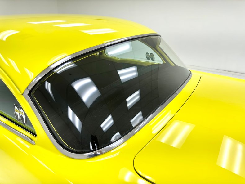 Chevrolet-210-1955-Yellow-Black-17