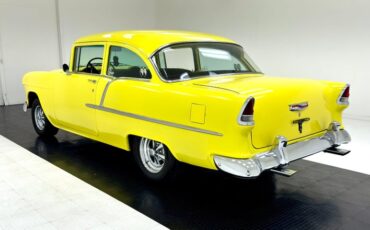 Chevrolet-210-1955-Yellow-Black-3