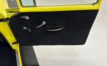 Chevrolet-210-1955-Yellow-Black-30