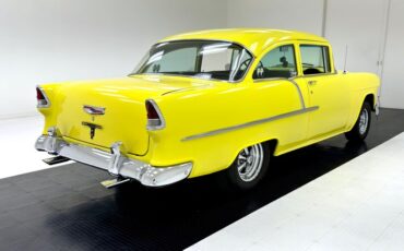 Chevrolet-210-1955-Yellow-Black-5