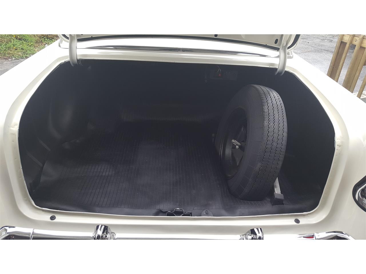 Chevrolet-210-1956-Black-amp-White-Black-amp-White-27