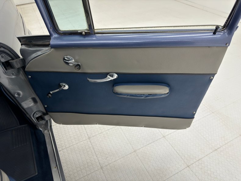 Chevrolet-210-1957-Charcoal-Gray-Gray-49