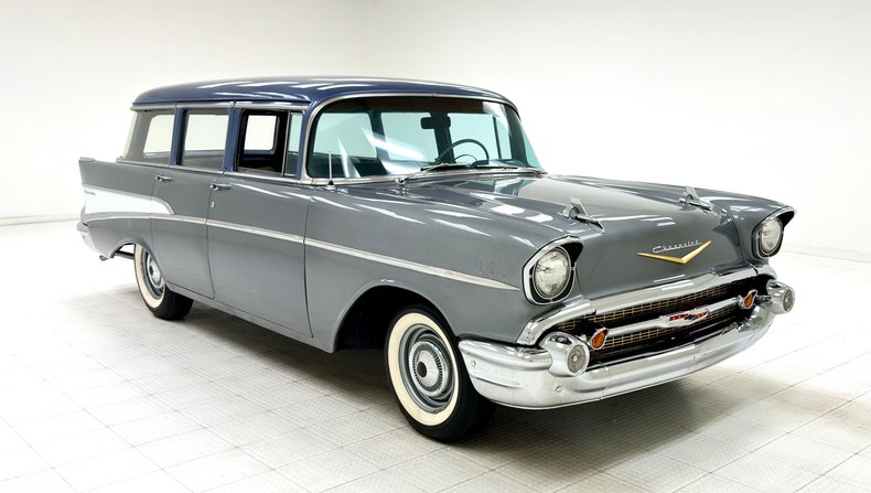 Chevrolet-210-1957-Charcoal-Gray-Gray-8