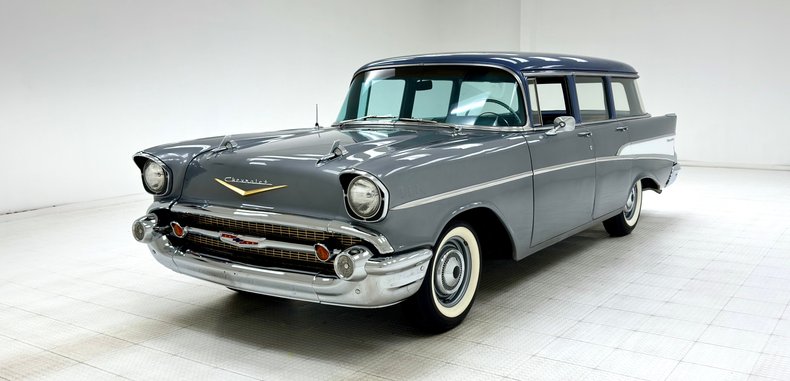 Chevrolet-210-1957-Charcoal-Gray-Gray