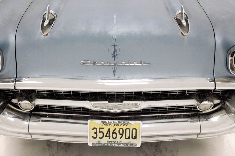 Chevrolet-210-1957-Light-Blue-Black-19