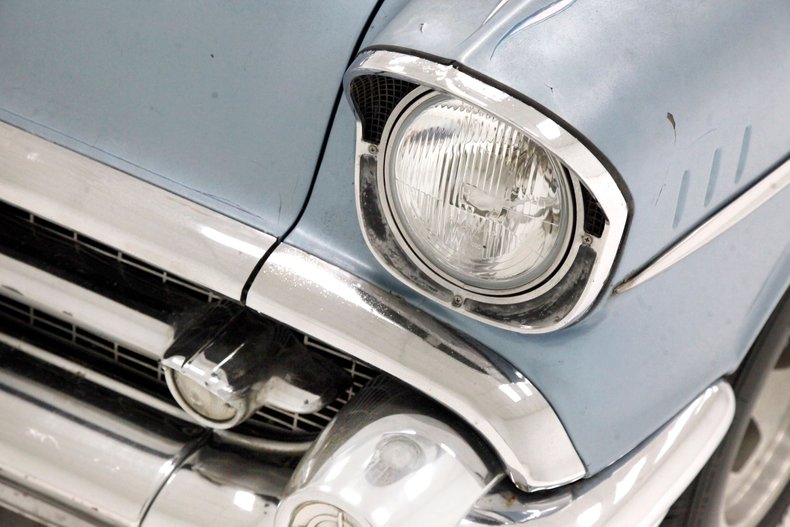 Chevrolet-210-1957-Light-Blue-Black-22