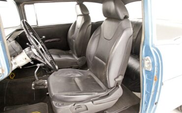 Chevrolet-210-1957-Light-Blue-Black-31