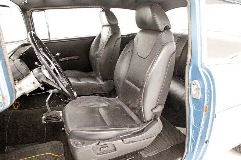 Chevrolet-210-1957-Light-Blue-Black-31