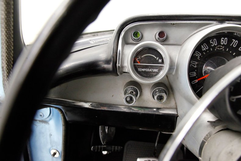 Chevrolet-210-1957-Light-Blue-Black-34