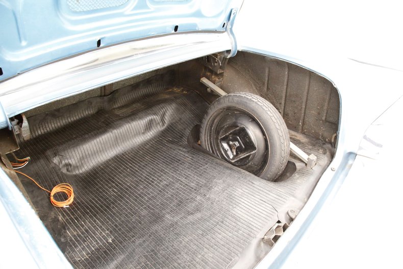 Chevrolet-210-1957-Light-Blue-Black-9