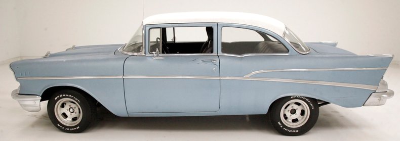 Chevrolet-210-1957-Light-Blue-Black