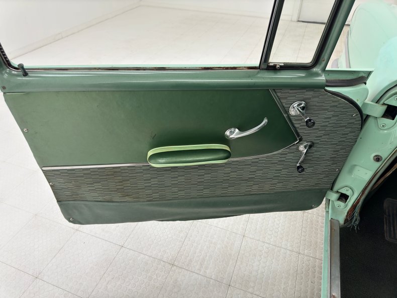Chevrolet-210-1957-Surf-Green-Green-38