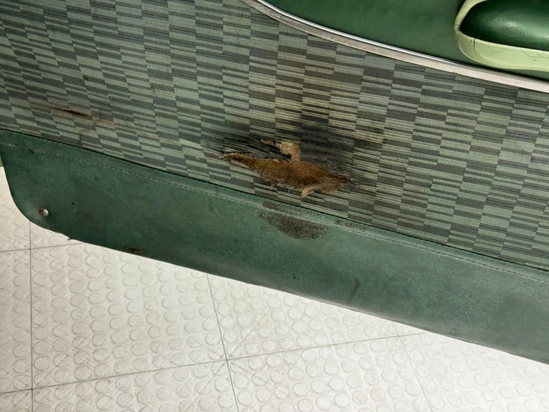 Chevrolet-210-1957-Surf-Green-Green-39