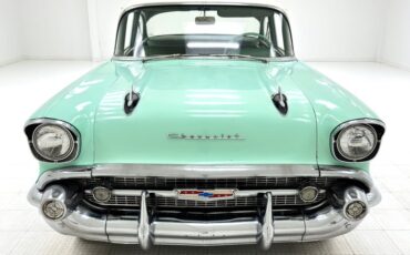Chevrolet-210-1957-Surf-Green-Green-49