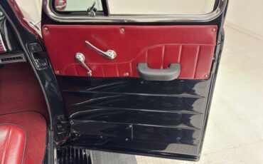 Chevrolet-3100-1952-Garnet-Red-Red-27