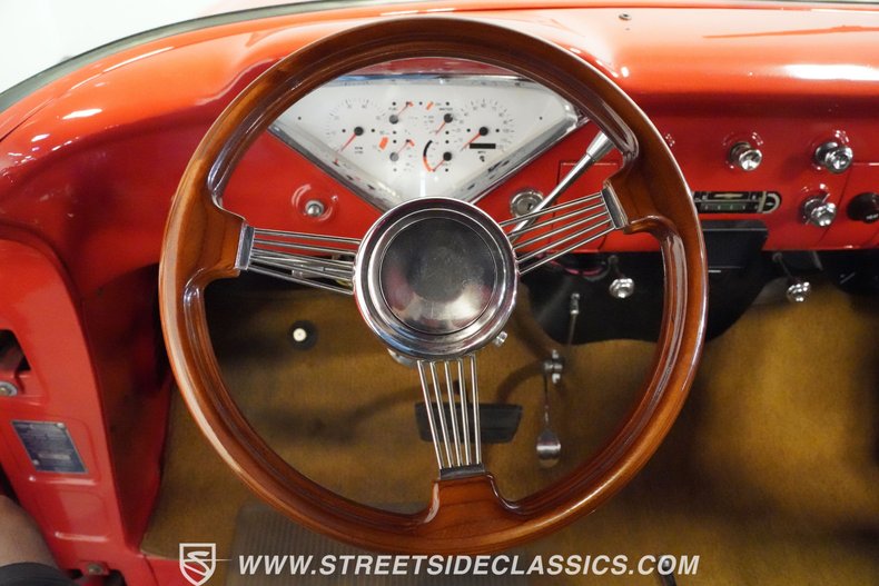 Chevrolet-3100-1955-Red-Tan-40
