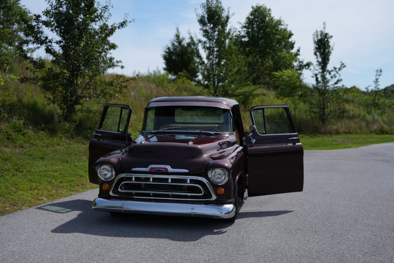 Chevrolet-3100-1957-Root-Beer-Tan-42