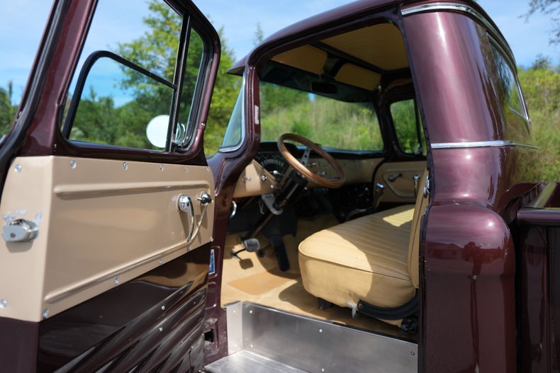 Chevrolet-3100-1957-Root-Beer-Tan-45