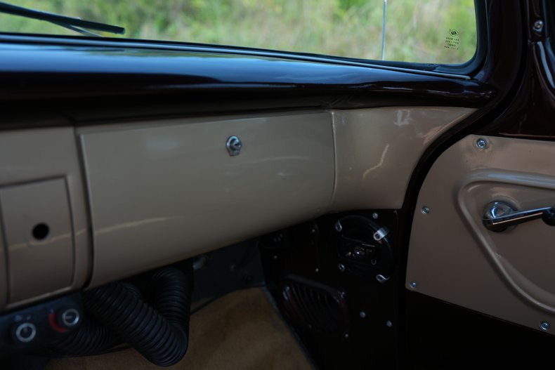 Chevrolet-3100-1957-Root-Beer-Tan-48